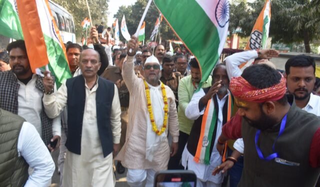 कांग्रेस की प्रादेशिक भारत जोड़ो यात्रा का काशी में भव्य स्वागत