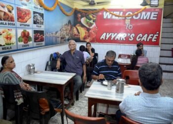 तमिल समागम विशेष: काशी की परम्परागत स्वाद पर अय्यर परिवार ने चढ़ाया दक्षिण भारतीय व्यंजनों का रंग