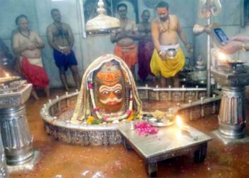 महाकाल मंदिर के नियमों में हुआ बड़ा परिवर्तन, मंदिर के अंदर मोबाइल ले जाना हुआ वर्जित