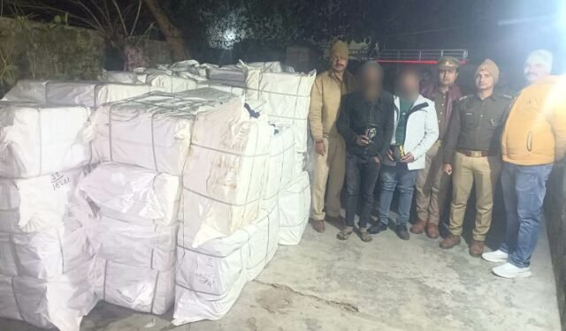 साढ़े सात लाख के प्रतिबंधित चाइनीज मांझे के साथ 2 गिरफ्तार