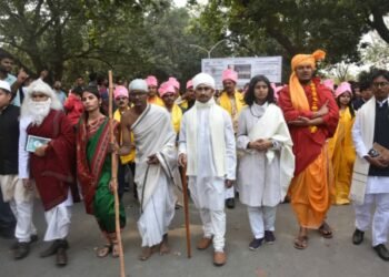 BHU स्थापना दिवस: महामना की बगिया में निकाली गई 40 मनमोहक झांकियां