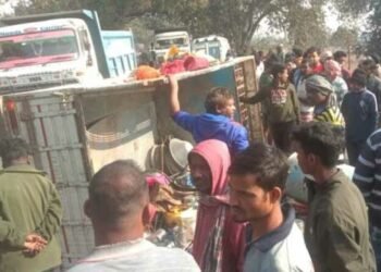 झारखंड: मजदूरों से भरी पिकअप पलटी, 7 की मौत
