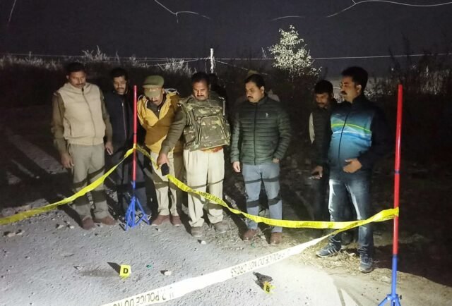 सोनभद्र: मुठभेड़ में तमंचे के साथ नक्सली सरगना गिरफ्तार WhatsApp Image 2023-02-07 at 2.36.13 PM