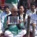 अडानी व केंद्र सरकार की नीतियों के खिलाफ कांग्रेस का प्रदर्शन