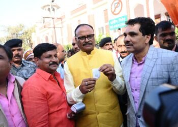 डिप्टी सीएम ब्रजेश पाठक ने किया चारबाग स्टेशन पर इंटीग्रेटेड पार्किंग का शुभारम्भ