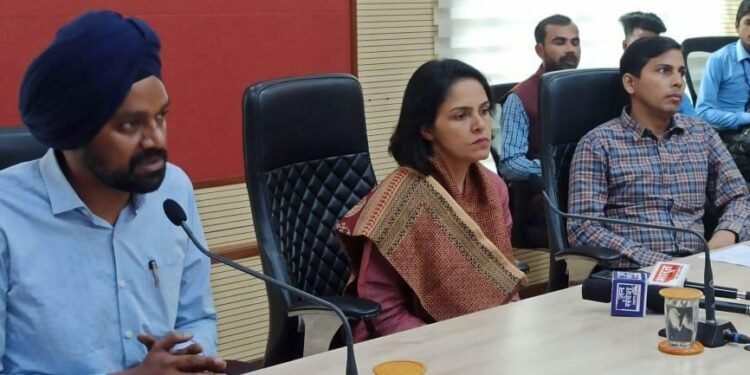 लखनऊ स्मार्ट सिटी के तहत किये जा रहे कार्यो को जनता को समर्पित किया जा रहा है : डा रोशन जैकब