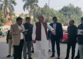 Suresh Kumar Khanna visited Awadh and Polytechnic Crossroads