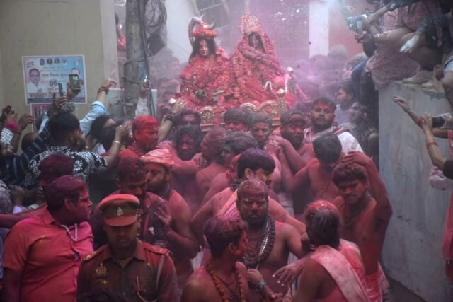 Rangbhari Ekadashi: देवाधिदेव महादेव संग गौरा की निकली रजत पालकी यात्रा Rangbhari Ekadashi