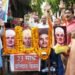 बलिदान दिवस पर शहीदों को किया याद, प्रतिमा बनाने की मांग