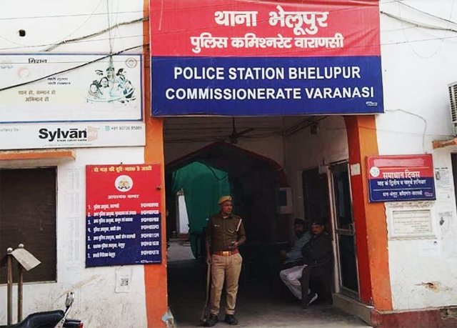 वाराणसी: NEET छात्रा की संदिग्ध मौत के बाद पोस्टमॉर्टम हाउस में गहनों की चोरी, तीन कर्मचारी नामजद NEET
