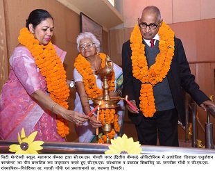 मातृ शक्ति की आदर्श समाज निर्माण में अहम भूमिका: डा. जगदीश गाँधी