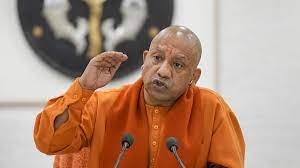 75 जिलों में कोविड डेडिकेटेड हॉस्पिटल करें तैयार : सीएम योगी