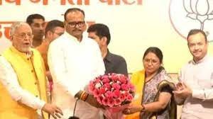 सपा की अर्चना वर्मा भाजपा में शामिल, डिप्टी सीएम बृजेश पाठक ने दिलाई सदस्यता