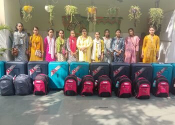 लखनऊ में आन जॉब ट्रेनिंग हेतु 55 किशोर व किशोरियों का चयन