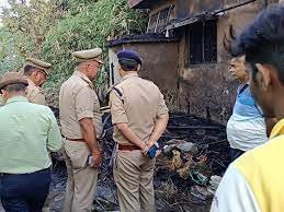 महराजगंज में मां-बेटे की जिंदा जलकर मौत