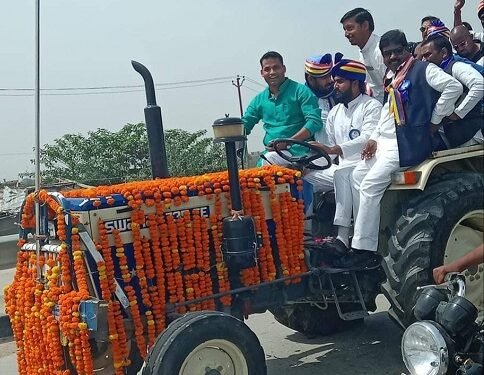 डॉ भीमराव अंबेडकर की जयंती पर गोसाईगंज से गंगागंज होते हुए कोडरा तक भीम यात्रा