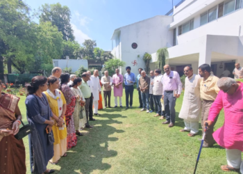 लखनऊ में नगर आयुक्त ने नगर निगम जोन तीन में स्वच्छ वातावरण समिति की बैठक आहूत की