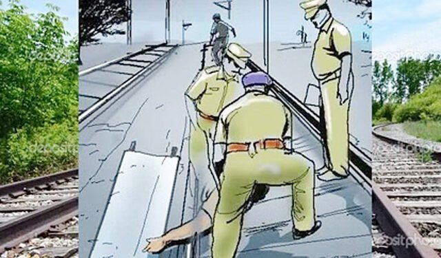 चलती ट्रेन में यात्री को सवार होना पड़ा महंगा, चढ़ते वक़्त फिसला, दोनों पैर कटा