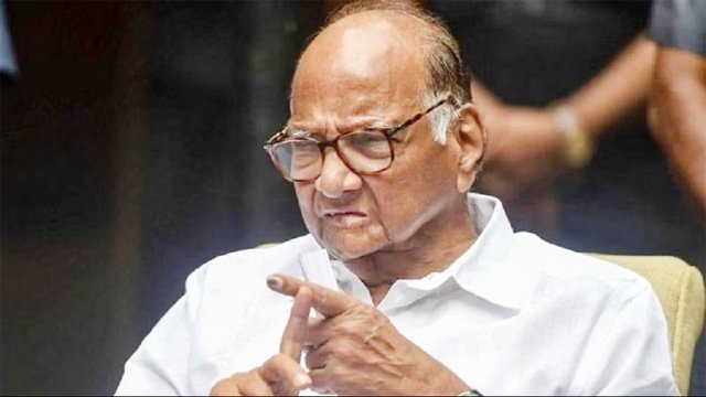 Maharashtra Political Crisis: महाराष्ट्र की राजनीति में शरद पवार पलटेंगे पासा, संकट से निपटने की कर रहे तैयारी Political Crisis