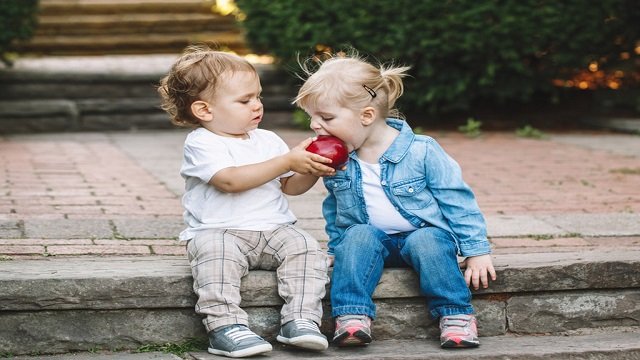 बच्चों को सिखाएं ये जरूरी आदतें, रहेंगे स्वस्थ