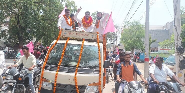 लखनऊ में प्रचार के अंतिम दिन निर्दलीय प्रत्याशियों ने दिखाया दम