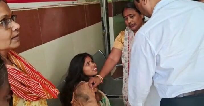 मोहनलालगंज में तेज रफ्तार पिकअप ने बाइक में मारी टक्कर मासूम की हुई मौत महिला समेत दो युवक घायल