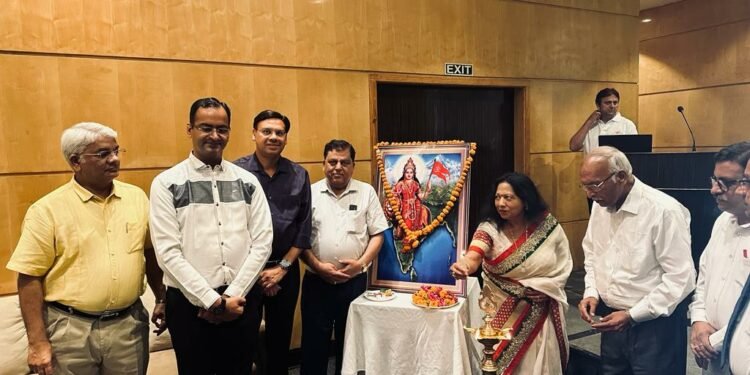 लघु उद्योगों में सौर ऊर्जा के ज्यादा से ज्यादा प्रयोग हो-अरुण भाटिया