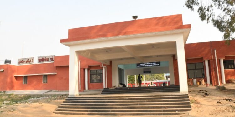 सत्तरह करोड़ की लागत से नयी सुविधाओं से लैस होगा लखनऊ का डालीगंज स्टेशन