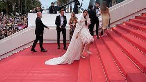 Sapna Choudhary Cannes 2023 :सपना चौधरी ने ‘कान’ के दूसरे लुक में शॉर्ट ड्रेस पहन ढाया कहर,लुक पर फिदा हुए फैंस
