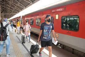 ट्रैफिक ब्लॉक के चलते गोमती एक्सप्रेस 7 मई को निरस्त