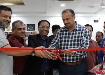 भीषण गर्मी के बीच नौकरियों की बरसात में जमकर झूमा युवा
