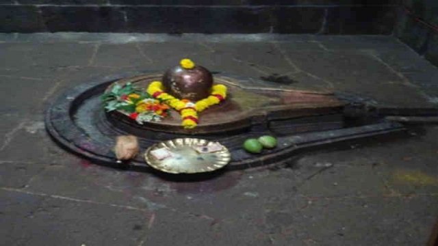 आखिर भगवान शिव की अर्ध परिक्रमा ही क्यूं? जाने शिवलिंग की परिक्रमा से जुड़े कुछ तत्थ shivling