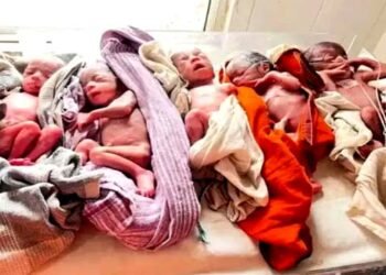 महिला ने एक साथ पांच बच्चों को दिया जन्म, डॉक्टर्स भी देख रह गए हैरान