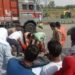 ट्रेलर की चपेट में आने से बाइक सवार महिला की मौत, पति घायल