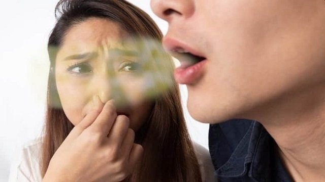 ओरल हेल्थ का रखना है ख्याल तो इन 6 आयुर्वेदिक हर्ब्स का करें इस्तेमाल