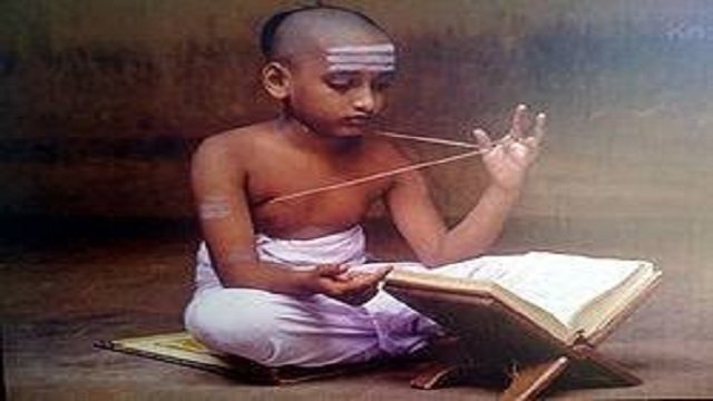 हिंदू धर्म के सोलह संस्कारों में ग्यारहवें यानी संस्कार यज्ञोपवित या उपनयन संस्कार की विधि व महत्व images (12)12345679