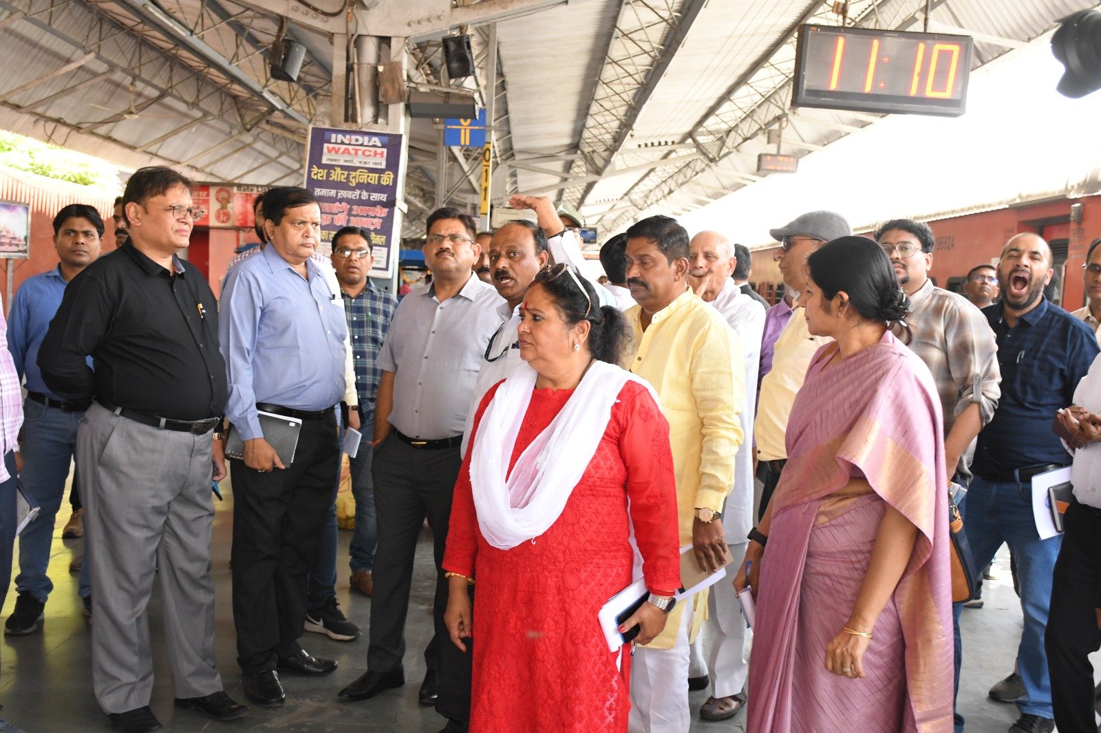 यात्री सुविधा समिति ने किया लखनऊ के स्टेशनों का निरीक्षण lucknow