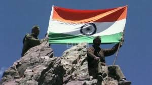 परमवीर चक्र विजेता कैप्टन मनोज पांडेय के 24वें शहीद दिवस पर सैनिक स्कूल में अर्पित की गई श्रद्धांजलि images (4)