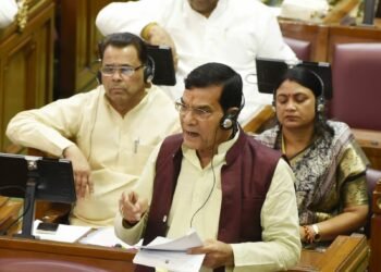 पीएम स्वनिधि योजना अंतर्गत ऋण देने और डिजिटल पेमेंट में यूपी देश में अव्वल : मंत्री एके शर्मा