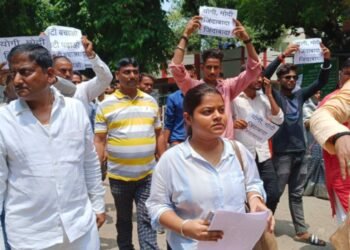 Tehsildar Slap