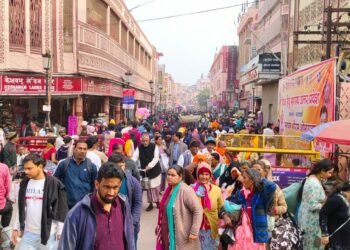 Makar Sankranti पर वाराणसी में कड़ी रहेगी सुरक्षा व्यवस्था, चप्पे चप्पे पर पुलिस की रहेगी नजर