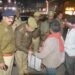 ज्ञानवापी मामले में अलर्ट मोड पर कमिश्नरेट पुलिस, देर शाम सड़कों पर निकले पुलिस के अधिकारी