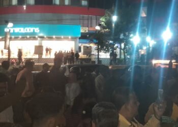 युवक