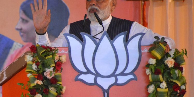 नारी