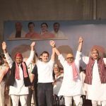 वाराणसी की जनसभा में राहुल गांधी बोले - नरेन्द्र मोदी अमीरों के परमात्मा हैं राहुल
