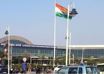 2869 करोड़ की लागत से संवरेगा वाराणसी एयरपोर्ट, कैबिनेट ने दी मंजूरी