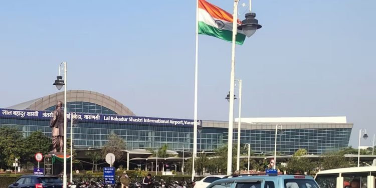 2869 करोड़ की लागत से संवरेगा वाराणसी एयरपोर्ट, कैबिनेट ने दी मंजूरी