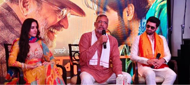 Vanvaas Promotion: वाराणसी में 'वनवास' फिल्म के प्रमोशन के दौरान नाना पाटेकर, उत्कर्ष शर्मा और सिमरत कौर ने साझा किए अनुभव