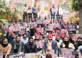 varanasi sapa protest