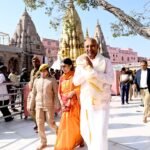 Varanasi: मेघालय के राज्यपाल सी.एच. विजयशंकर ने सपत्नी किया काशी विश्वनाथ का दर्शन, गंगा आरती में हुए भाव-विभोर Varanasi